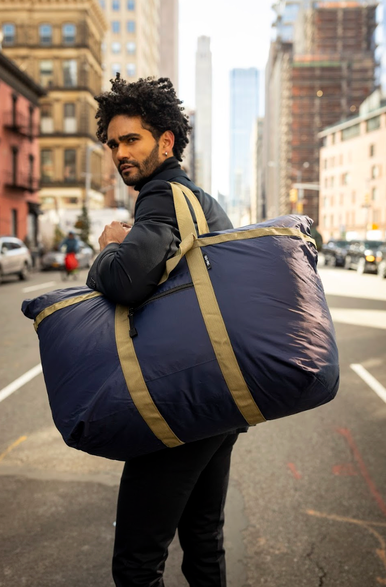 The Weekender Tote 65L - Navy